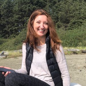 Meet your Posher, Nicole